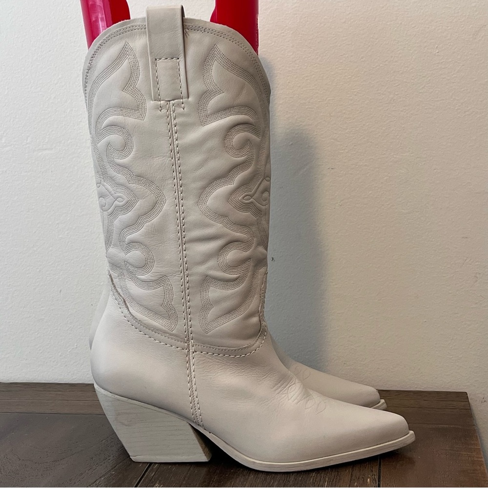 Steve Madden West White Heeled Western Cowgirl Boots Womens size 10 - Picture 7 of 12
